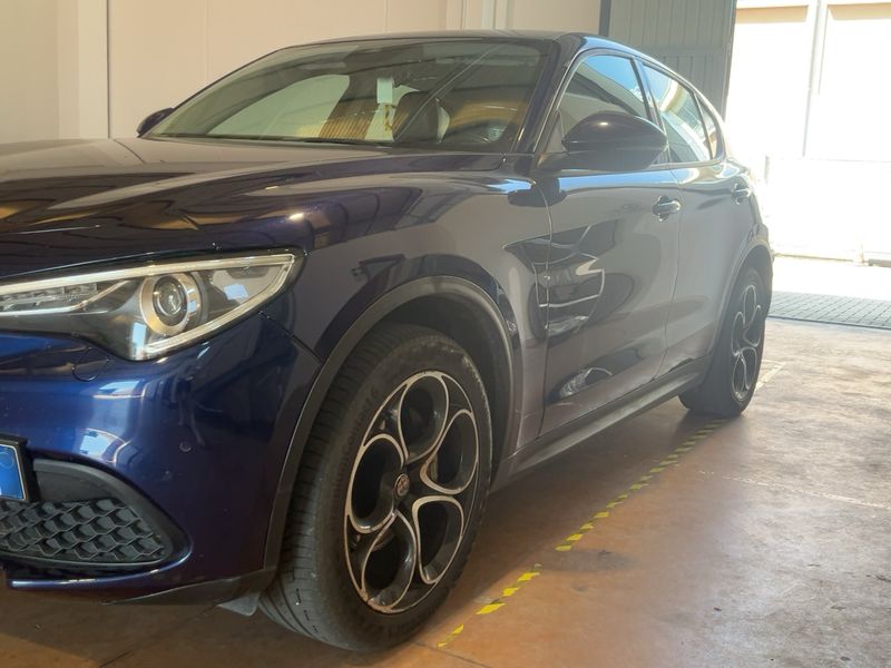 Alfa Romeo Stelvio 2.2 JTDM Executive Q4 2019 – снимка 2