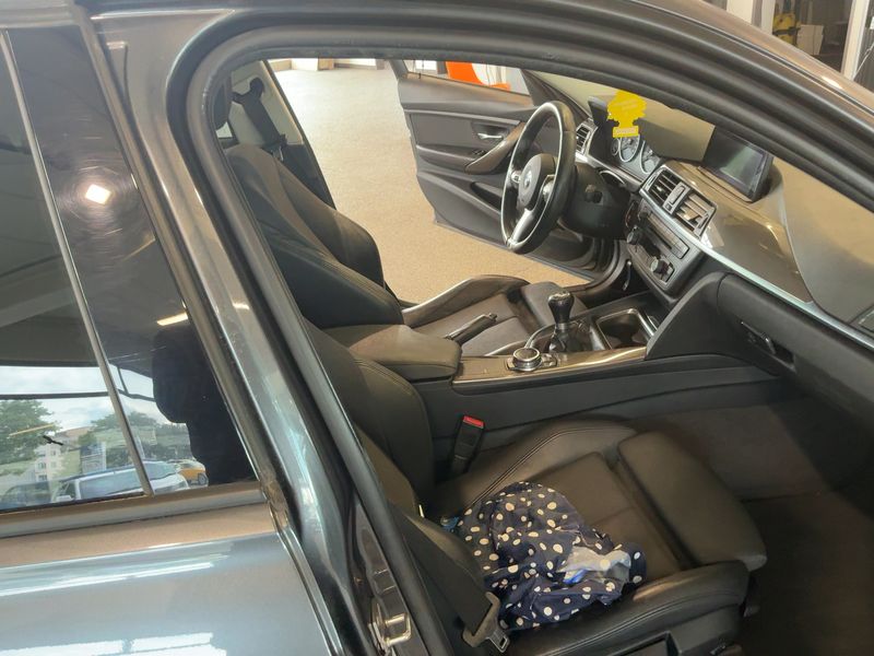 BMW 3er 318d xDrive 2013 – снимка 11
