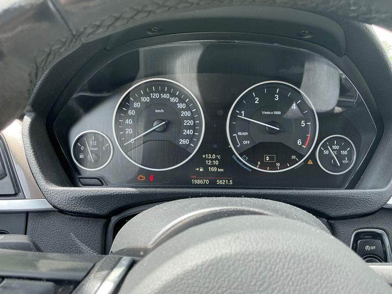 BMW 3er 318d xDrive 2013 – снимка 13