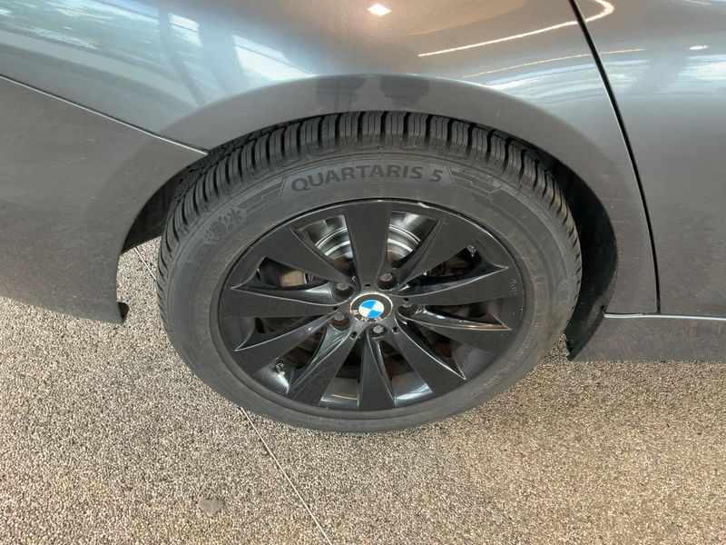 BMW 3er 318d xDrive 2013 – снимка 19