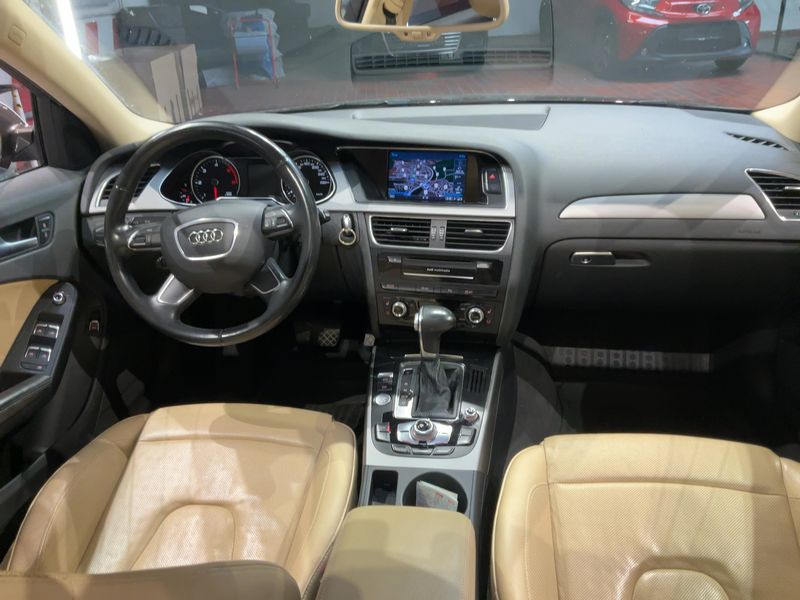 Audi A4 2.0 TDI Ambiente 2013 – снимка 18