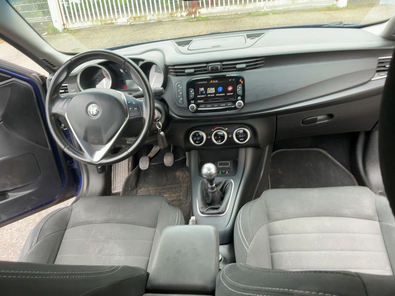 Alfa Romeo Giulietta 1.4 Turbo Super 2017 – снимка 17