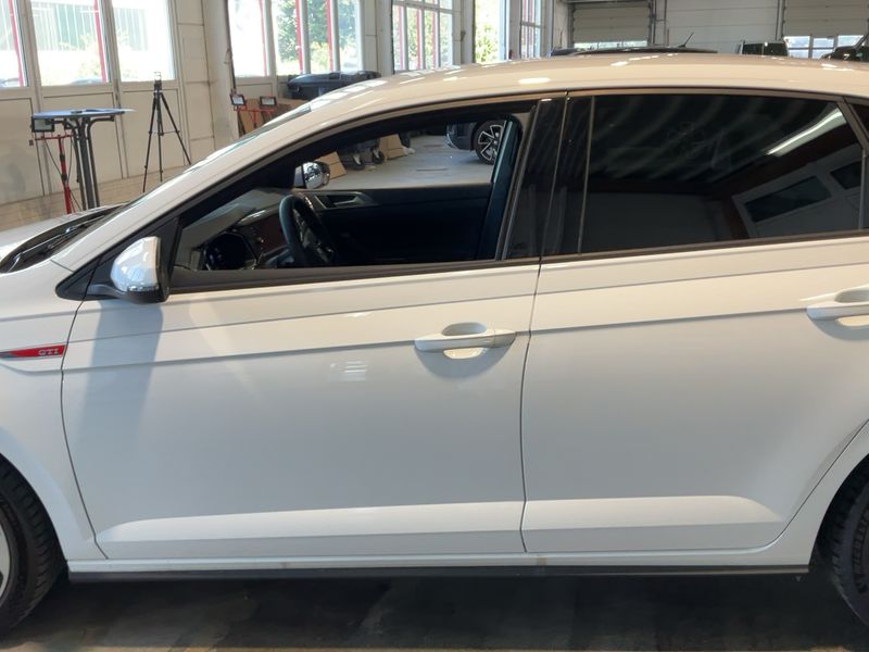 Volkswagen Polo 2.0 TSI GTI 2024 – снимка 4