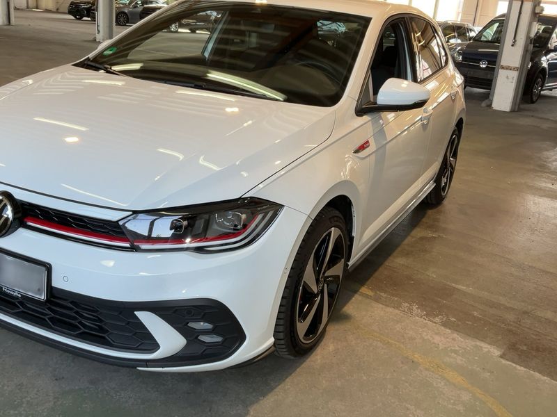 Volkswagen Polo 2.0 TSI GTI 2024 – снимка 2