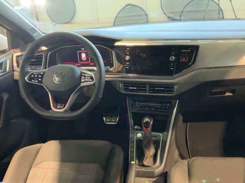 Volkswagen Polo 2.0 TSI GTI 2024 – снимка 17