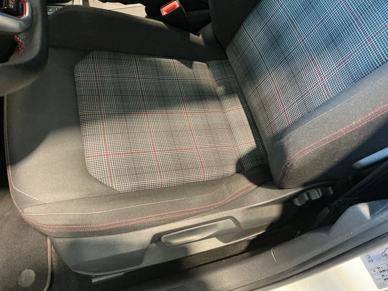 Volkswagen Polo 2.0 TSI GTI 2024 – снимка 24