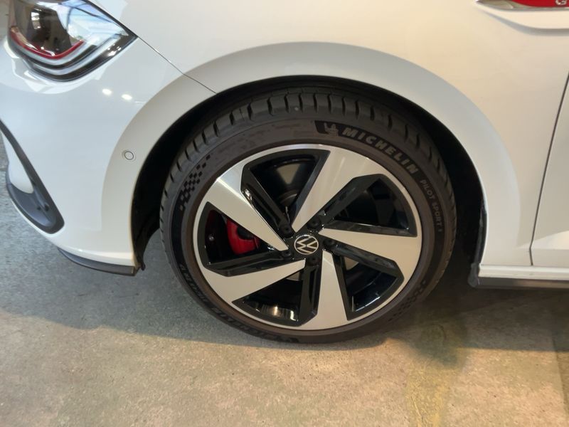 Volkswagen Polo 2.0 TSI GTI 2024 – снимка 3
