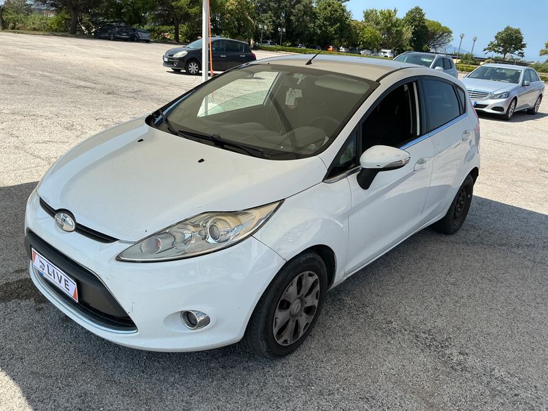 Ford Fiesta 1.4 LPG Titanium 2010 – снимка 1