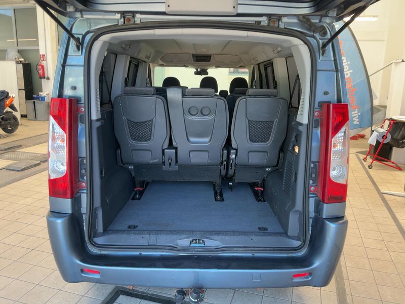Fiat Scudo 2.0 JTDM Panorama Family L2H1 165 Multijet 2013 – снимка 15