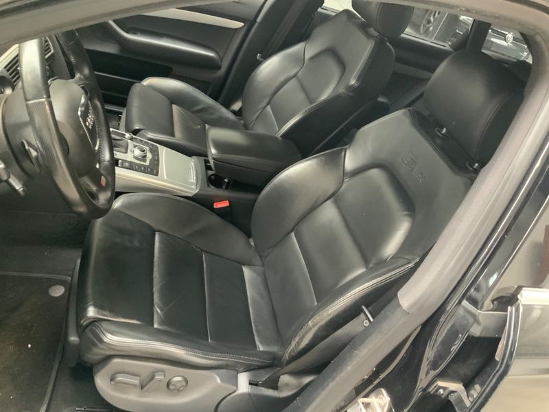 Audi A6 4.2 V8 FSI quattro 2010 – снимка 30