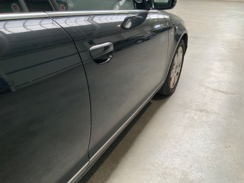 Audi A6 4.2 V8 FSI quattro 2010 – снимка 23