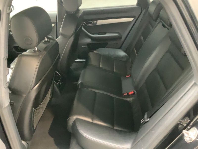 Audi A6 4.2 V8 FSI quattro 2010 – снимка 19