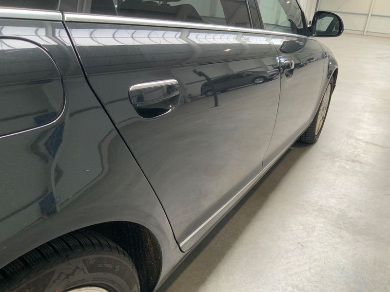 Audi A6 4.2 V8 FSI quattro 2010 – снимка 22
