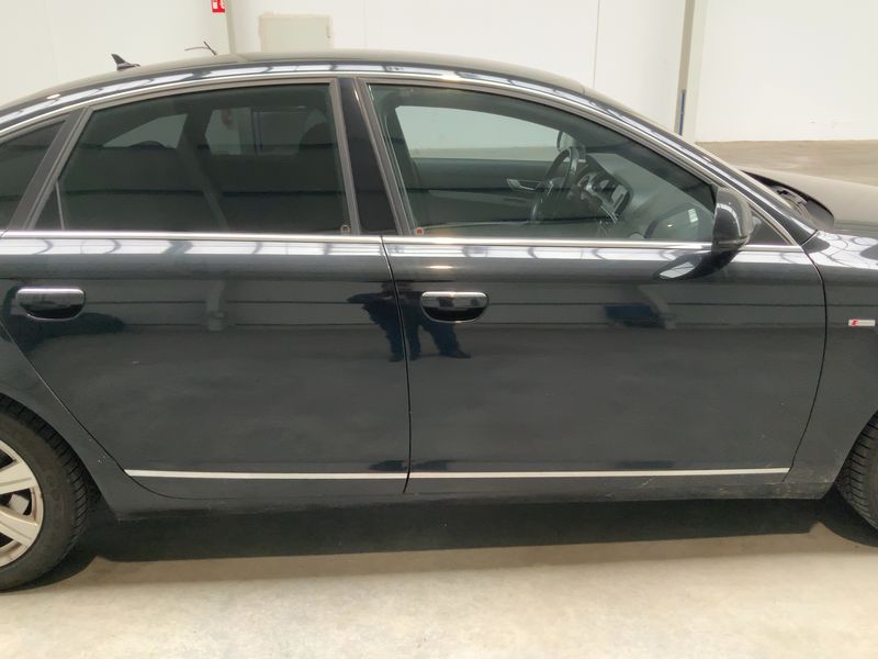 Audi A6 4.2 V8 FSI quattro 2010 – снимка 10