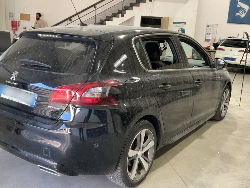 Peugeot 308 1.2 e-THP GT Line 2018 – снимка 8
