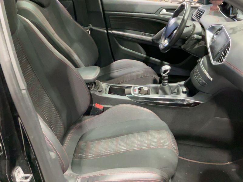 Peugeot 308 1.2 e-THP GT Line 2018 – снимка 16