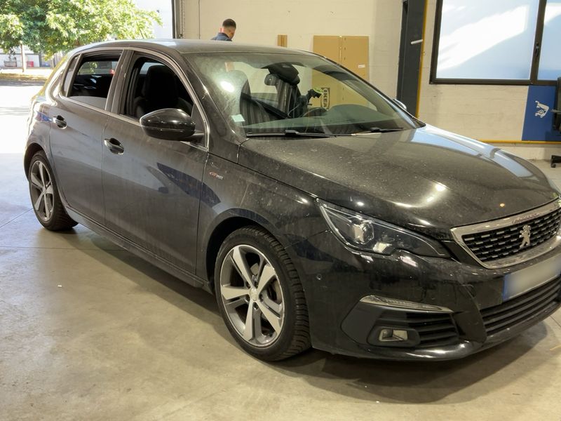 Peugeot 308 1.2 e-THP GT Line 2018 – снимка 12
