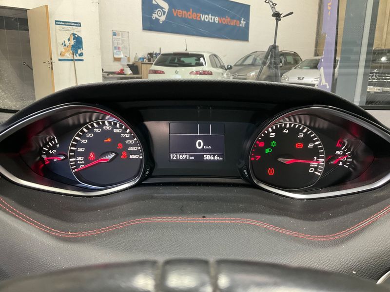 Peugeot 308 1.2 e-THP GT Line 2018 – снимка 18