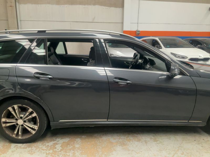 Mercedes-Benz E-Klasse E 220 CDI T 4Matic BlueTEC Avantgarde 2016 – снимка 10