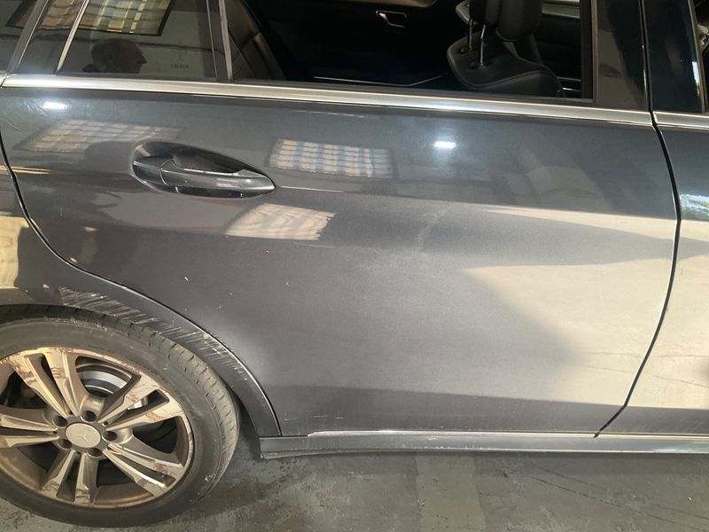 Mercedes-Benz E-Klasse E 220 CDI T 4Matic BlueTEC Avantgarde 2016 – снимка 27