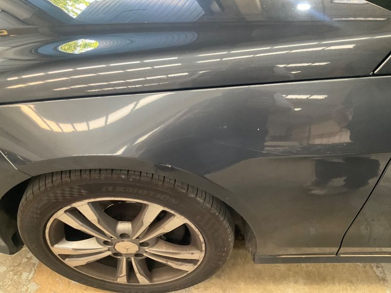 Mercedes-Benz E-Klasse E 220 CDI T 4Matic BlueTEC Avantgarde 2016 – снимка 32