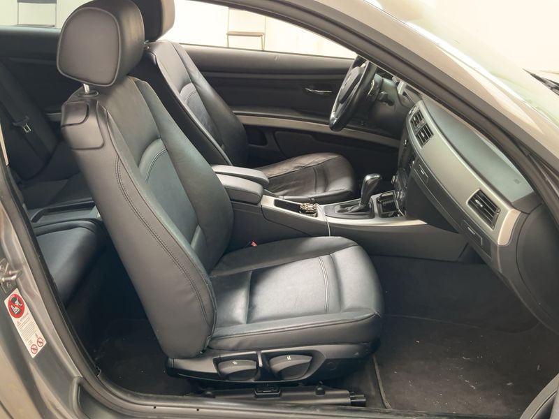 BMW 3er 320d 2012 – снимка 16