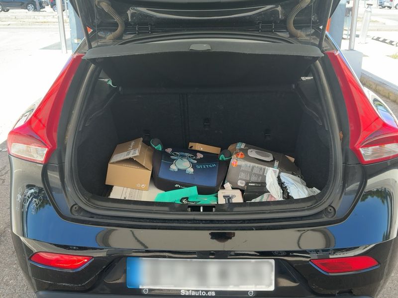 Volvo V40 1.5 Momentum 2018 – снимка 15