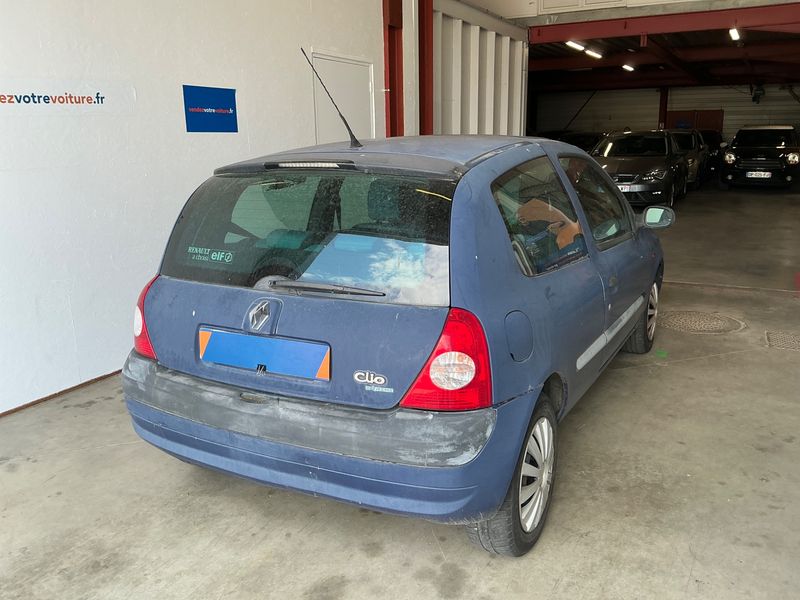 Renault Clio 1.2 Extreme 2002 – снимка 2