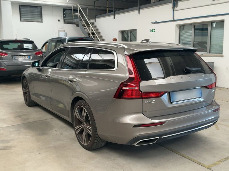 Volvo V60 2.0 D4 Inscription 2018 – снимка 6