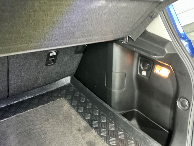 Suzuki SX4 1.6 DDiS Comfort 4x4 2016 – снимка 25