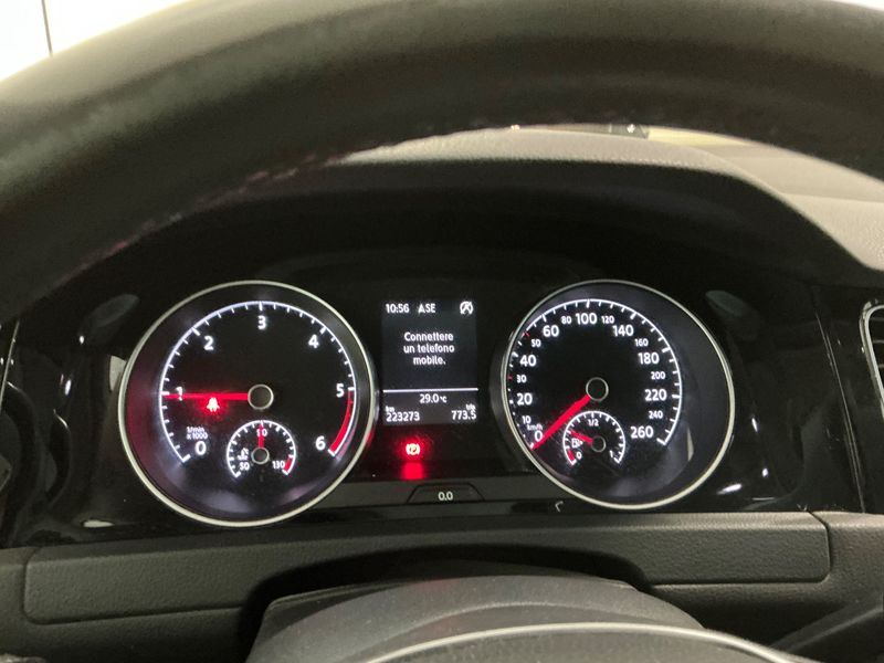 Volkswagen Golf VII 2.0 TDI Highline BlueMotion Tech 2014 – снимка 18