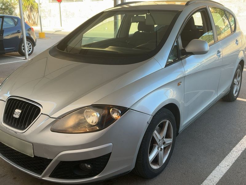 Seat Altea 1.6 TDI Reference Ecomotive 2011 – снимка 2