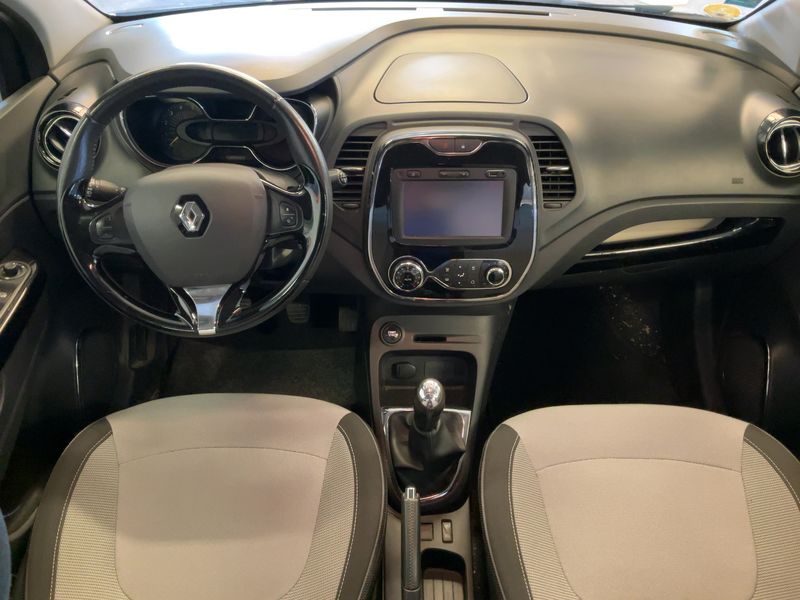 Renault Captur 1.5 dCi Energy Intens 2015 – снимка 17