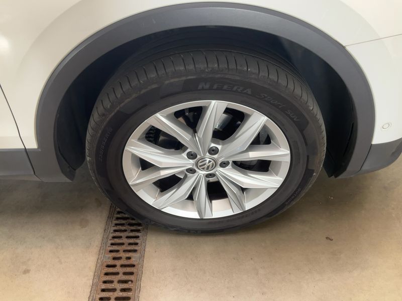 Volkswagen Tiguan 2.0 TDI Highline 4Motion BlueMotion Tech 2016 – снимка 11
