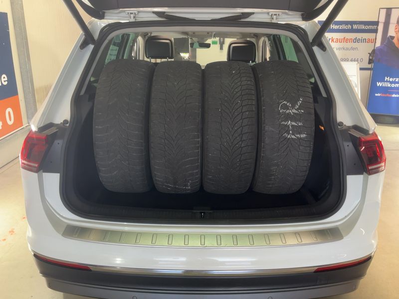 Volkswagen Tiguan 2.0 TDI Highline 4Motion BlueMotion Tech 2016 – снимка 16