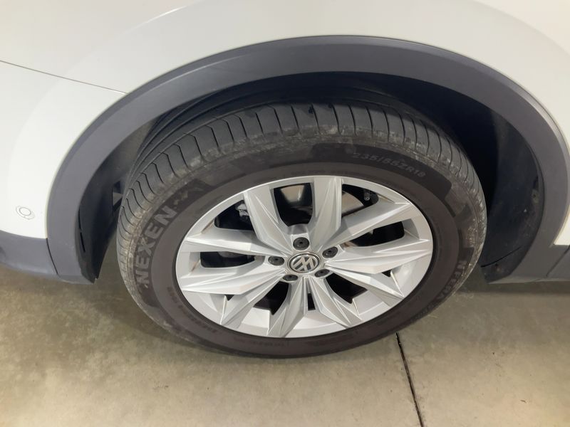 Volkswagen Tiguan 2.0 TDI Highline 4Motion BlueMotion Tech 2016 – снимка 3