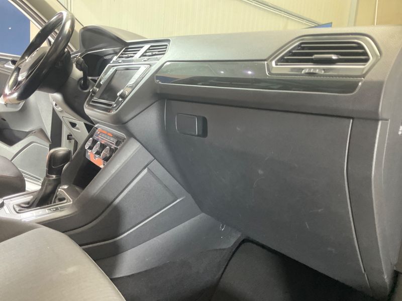 Volkswagen Tiguan 2.0 TDI Highline 4Motion BlueMotion Tech 2016 – снимка 26