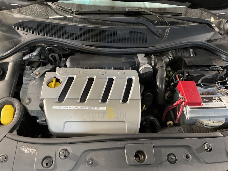 Renault Megane 2.0 Authentique 2007 – снимка 5