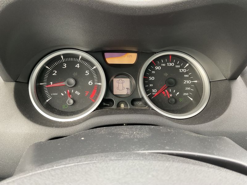 Renault Megane 2.0 Authentique 2007 – снимка 4