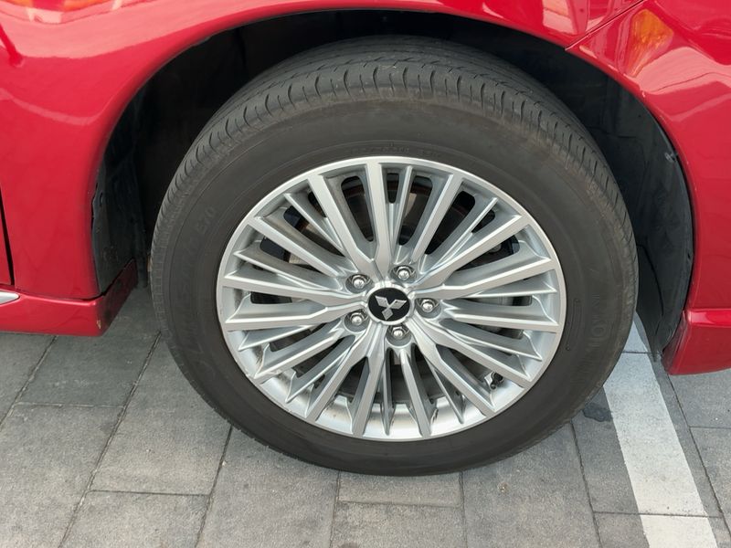Mitsubishi Outlander 2.4 PHEV Motion 4WD 2018 – снимка 11