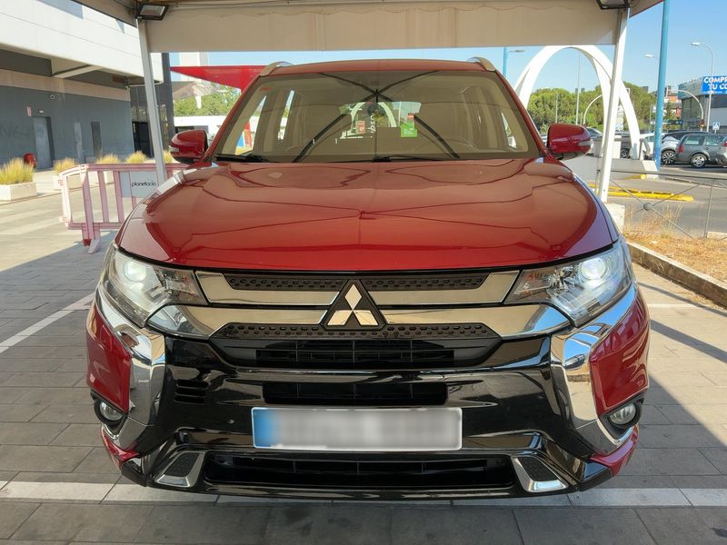 Mitsubishi Outlander 2.4 PHEV Motion 4WD 2018 – снимка 14