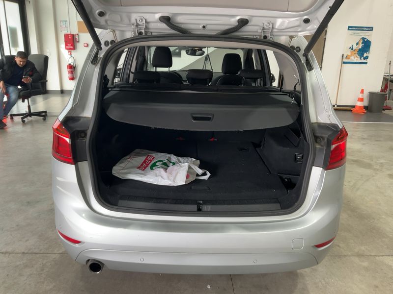 BMW 2er 216i Gran Tourer Advantage 2016 – снимка 15
