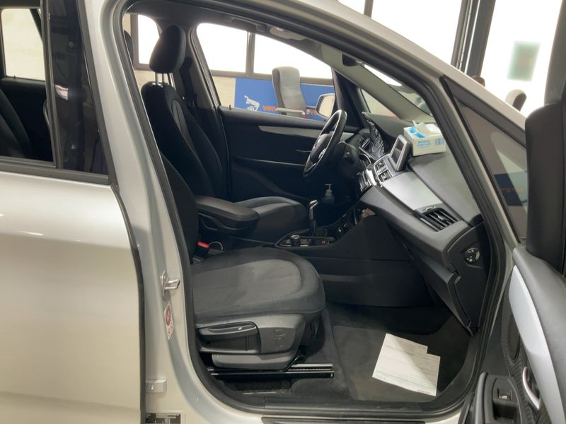 BMW 2er 216i Gran Tourer Advantage 2016 – снимка 16