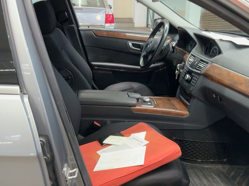 Mercedes-Benz E-Klasse E 200 CGI T BlueEfficiency Elegance 2012 – снимка 17