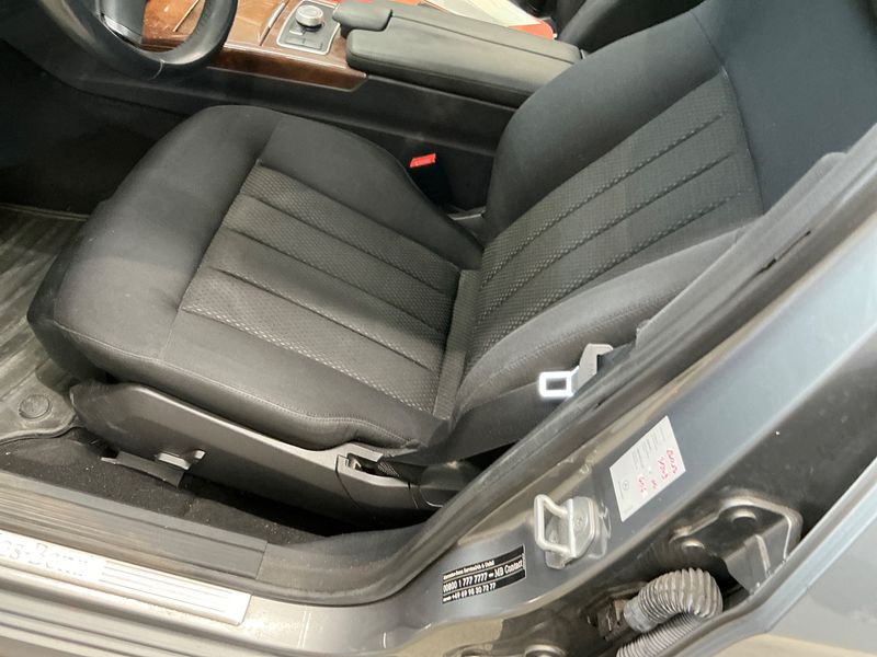Mercedes-Benz E-Klasse E 200 CGI T BlueEfficiency Elegance 2012 – снимка 26
