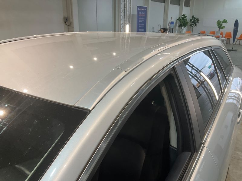 Toyota Avensis 1.8 Executive 2009 – снимка 37