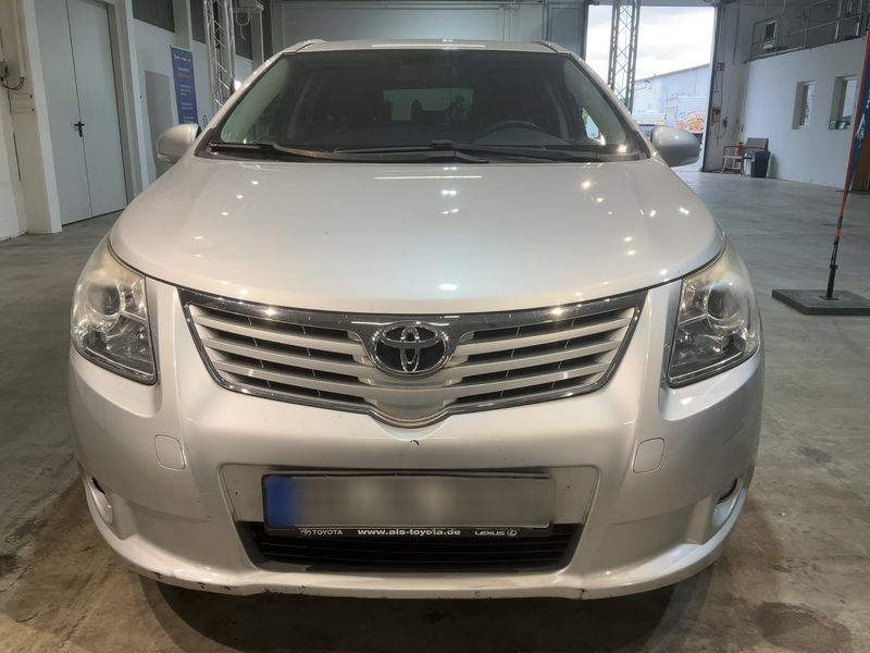 Toyota Avensis 1.8 Executive 2009 – снимка 14