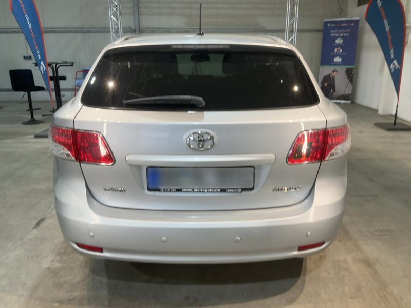 Toyota Avensis 1.8 Executive 2009 – снимка 7
