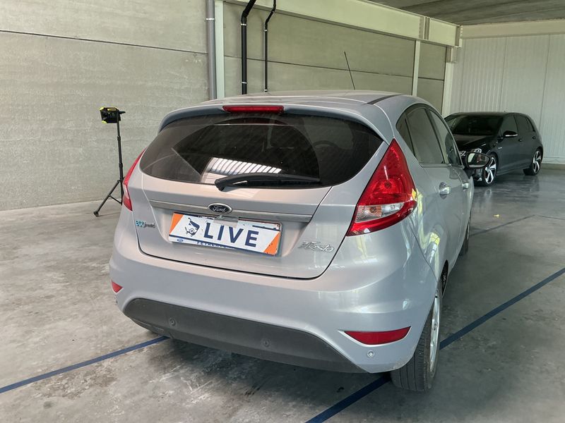 Ford Fiesta 1.6 TDCi Titanium 2011 – снимка 2