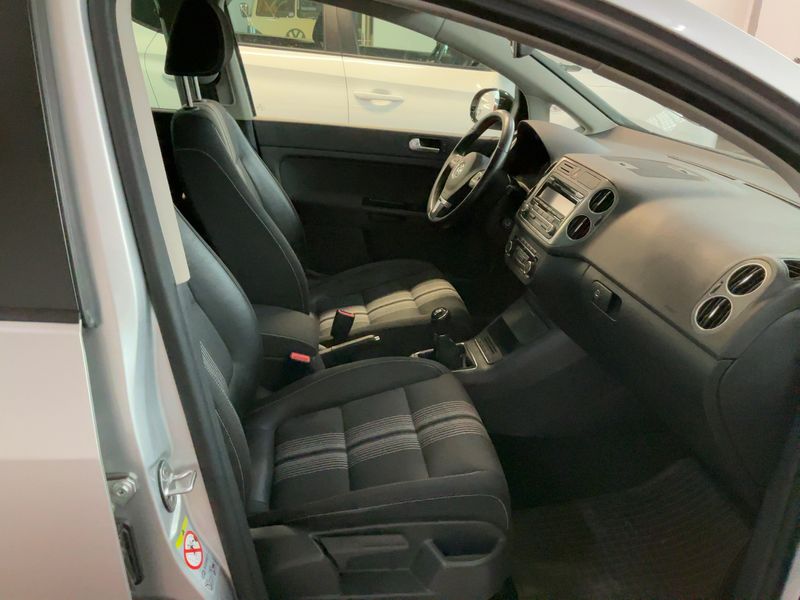 Volkswagen Golf VI Plus 1.2 TSI Match 2012 – снимка 17